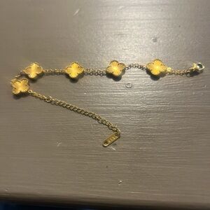 Gold Floral Link Bracelet - Unbranded